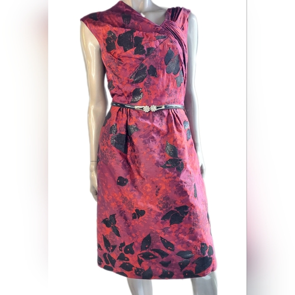 *$4,300 OSCAR DE LA RENTA RED PURPLE FLORAL BEAD JAQUARD RUNW DRESS M - Picture 2 of 12